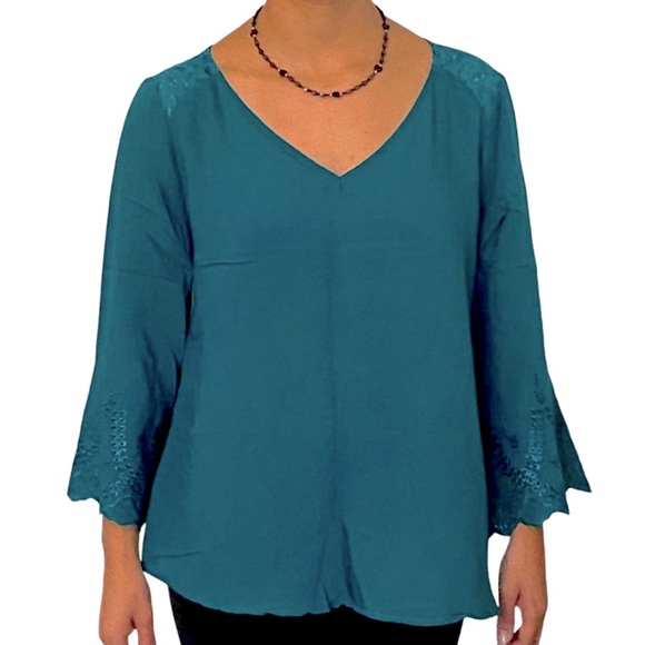 Fig and Flower Boho Lace Blouse - Picture 1 of 12